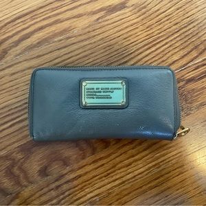 Marc Jacob’s wallet